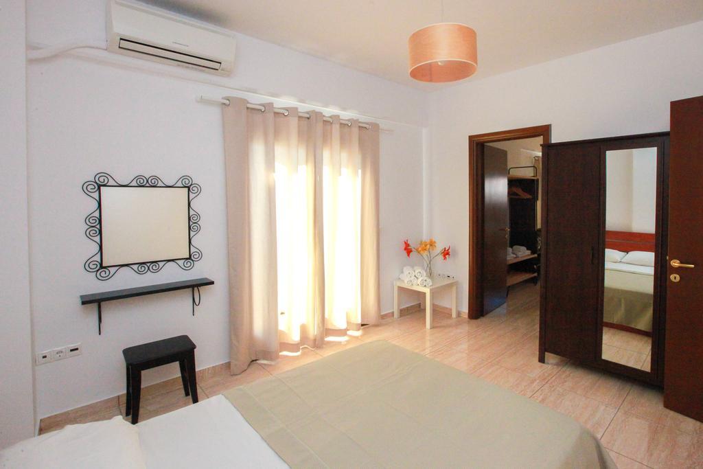 Kallisti Apartments Skiathos Room photo